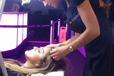 Nicole tattoos Celebrity Nikki Grahames eyebrows at Girls Day Out show
